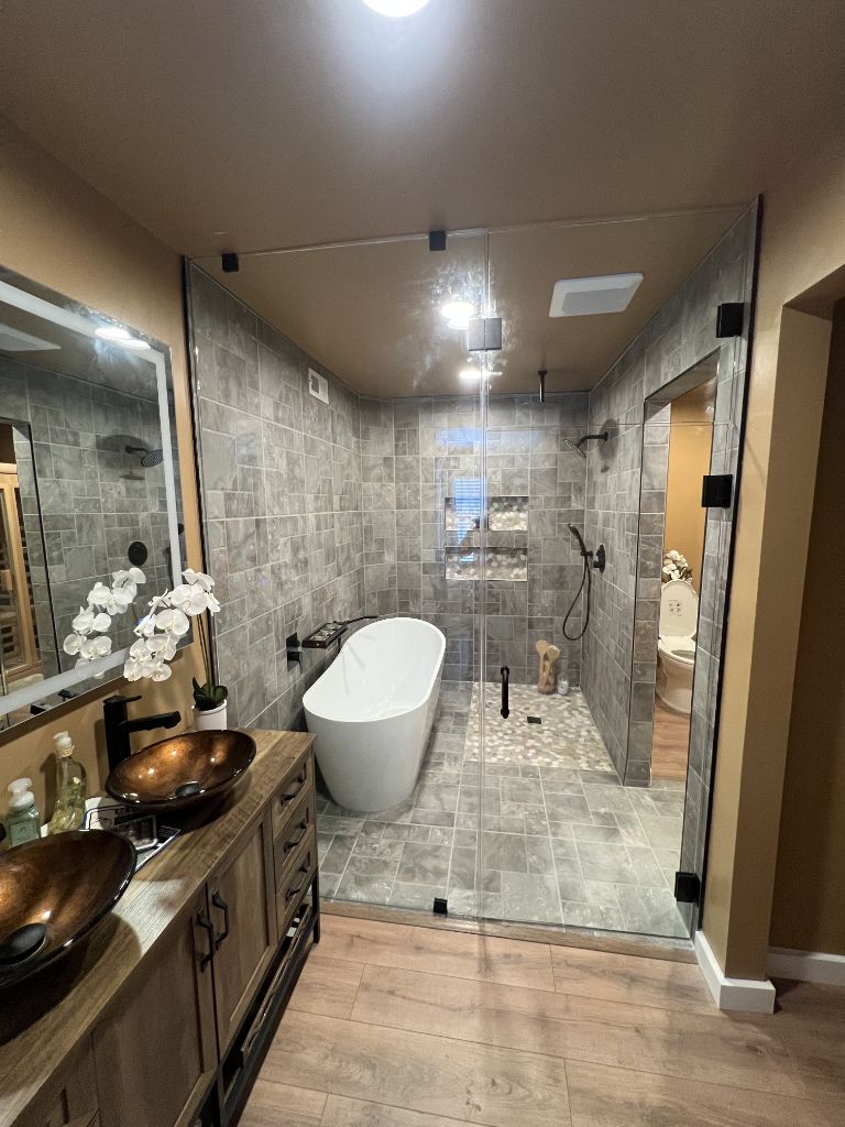 Custom Shower Glass Enclosure – Outlaws Glass & Door